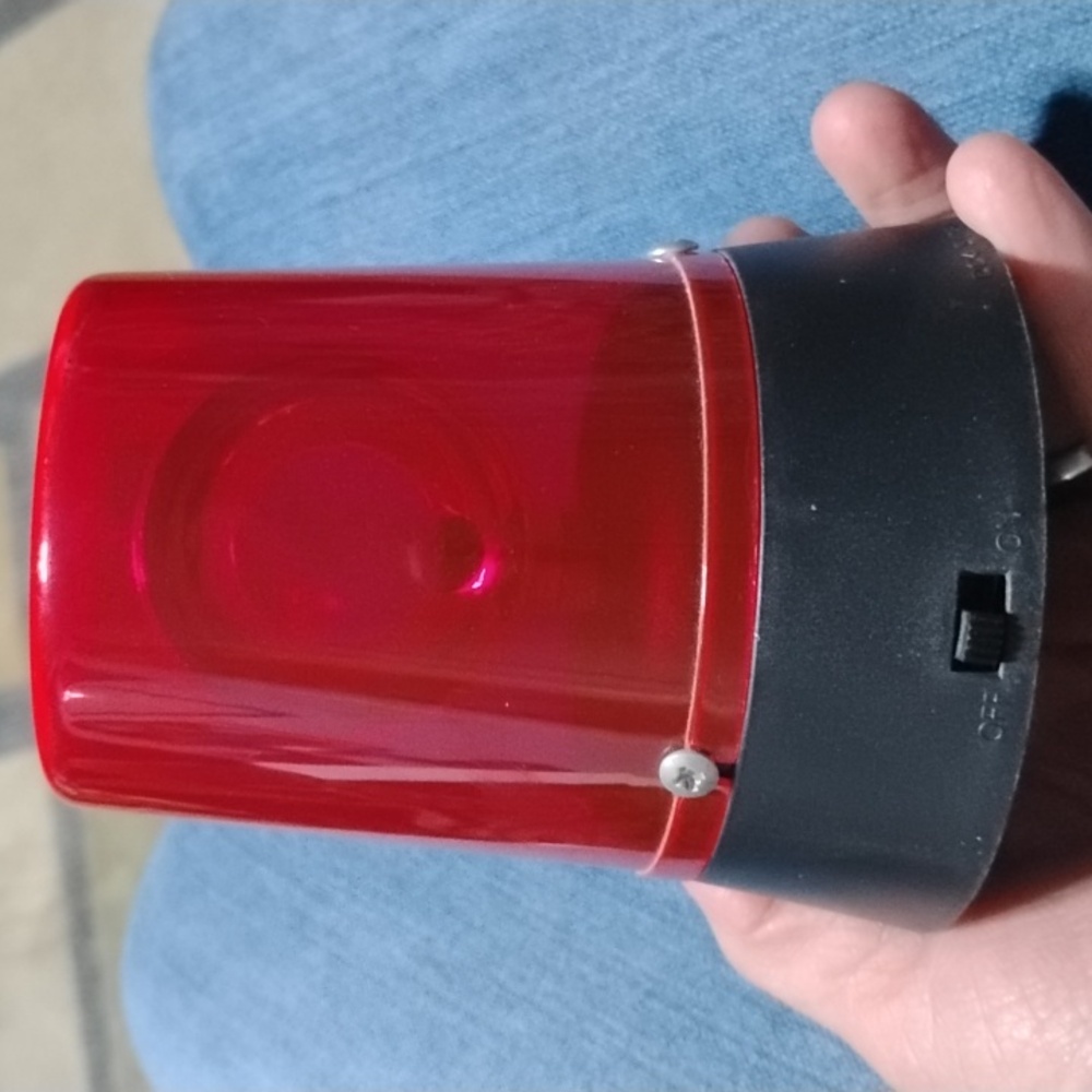 Red Multi Functional Lite - Picture 4 of 4